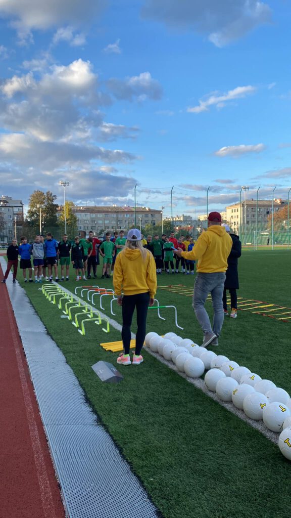 Das Spendenprojekt für die Ukraine zum 25. Jubiläum