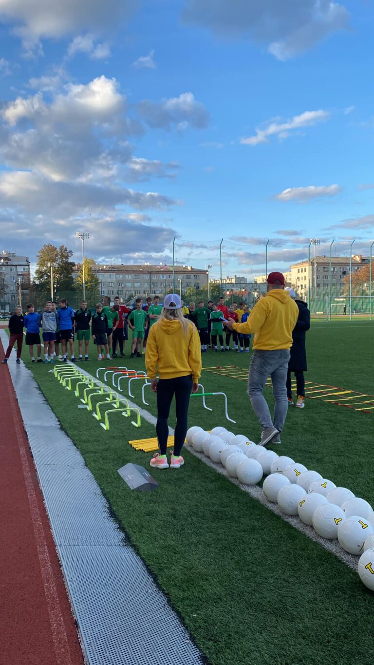 Das Spendenprojekt für die Ukraine zum 25. Jubiläum