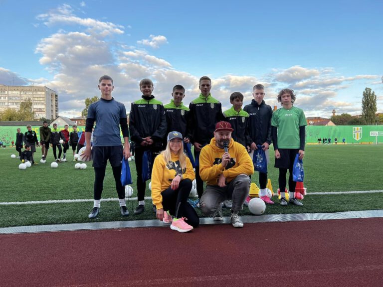 Spendenprojekt zum 25. Jubiläum bei Vorwärts Spoho 98